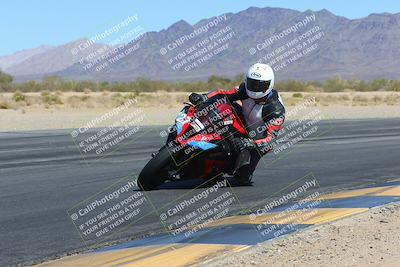 media/Mar-24-2025-Moto Forza (Mon) [[57ce5c5cff]]/1-Advanced Group/Session 3 (Turn 6 Inside)/